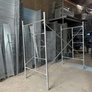 Venta de Cuerpo de Andamio Acrow Galvanizado | 2.30m × 1.30m | Altura 2.10m